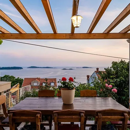 Apartment Fortuno *